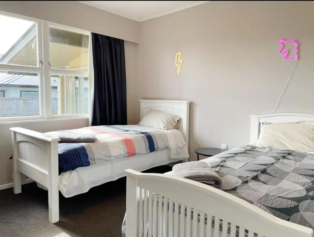 3 Bedroom Family House In Excellent Location Hamilton Buitenkant foto